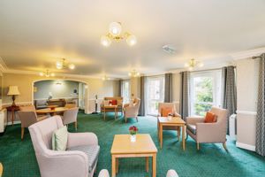 COMMUNAL LOUNGE- click for photo gallery